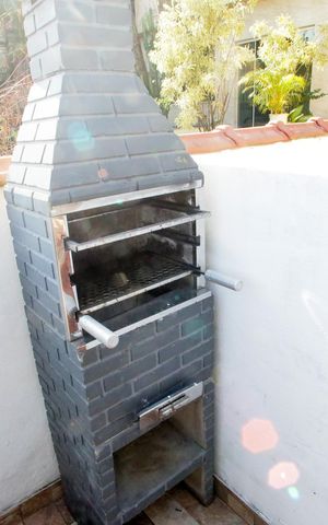 Casa para alugar com 130m², 2 quartos e 1 vagaVaranda