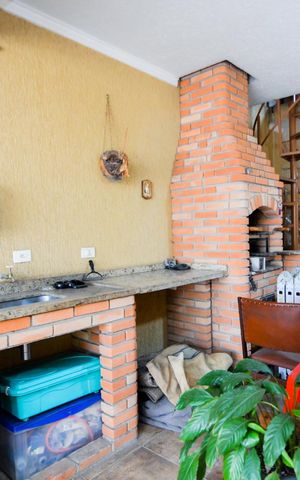 Casa à venda com 125m², 2 quartos e 2 vagasÁrea gourmet