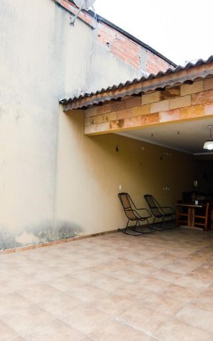 Casa à venda com 125m², 2 quartos e 2 vagasVaranda