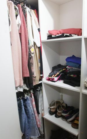 Casa de condomínio à venda com 180m², 2 quartos e 2 vagasCloset da Suíte