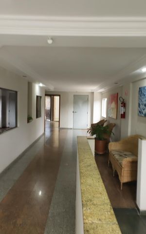 Apartamento à venda com 105m², 3 quartos e 2 vagasÁrea comum - Hall de entrada