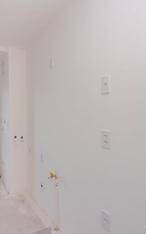 Apartamento à venda com 93m², 3 quartos e 2 vagas Apartamento à venda com 93m², 3 quartos e 2 vagasCozinha e Área de Serviço