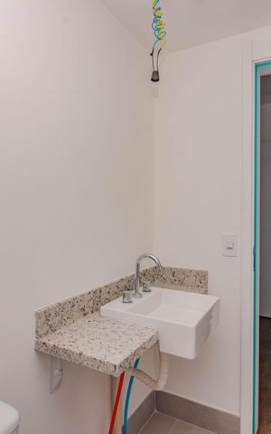 Apartamento à venda com 93m², 3 quartos e 2 vagas Apartamento à venda com 93m², 3 quartos e 2 vagasBanheiro da Suíte