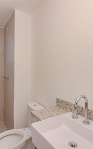 Apartamento à venda com 93m², 3 quartos e 2 vagas Apartamento à venda com 93m², 3 quartos e 2 vagasBanheiro da Suíte