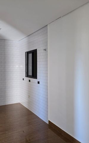 Studio para alugar com 34m², 2 quartos e sem vaga Studio para alugar com 34m², 2 quartos e sem vagaSala / Cozinha