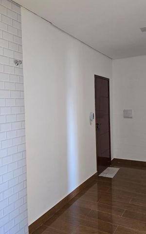 Studio para alugar com 34m², 2 quartos e sem vaga Studio para alugar com 34m², 2 quartos e sem vagaSala / Cozinha