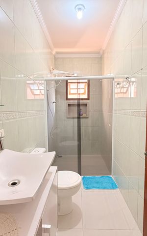 Casa à venda com 146m², 2 quartos e 3 vagasBanheiro Social