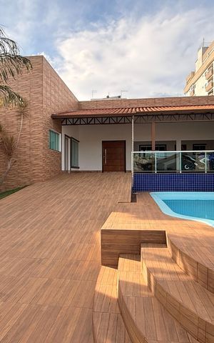 Casa para alugar com 530m², 5 quartos e 4 vagas Casa para alugar com 530m², 5 quartos e 4 vagasCirculacao