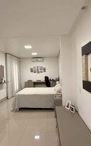 Casa para alugar com 530m², 5 quartos e 4 vagas Casa para alugar com 530m², 5 quartos e 4 vagasSuite 01