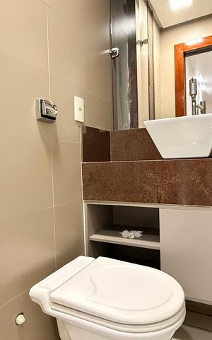 Casa para alugar com 530m², 5 quartos e 4 vagas Casa para alugar com 530m², 5 quartos e 4 vagasLavabo