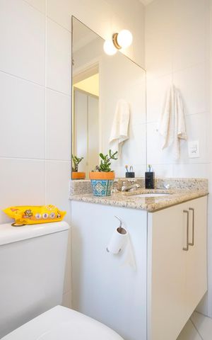 Apartamento para alugar com 76m², 2 quartos e 2 vagasBanheiro da suíte
