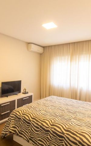 Casa de condomínio à venda com 430m², 6 quartos e 3 vagas Casa de condomínio à venda com 430m², 6 quartos e 3 vagasQuarto 5 Suite 4