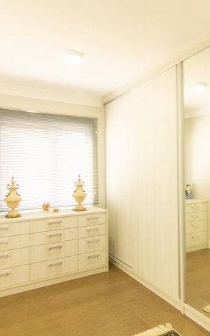 Casa de condomínio à venda com 430m², 6 quartos e 3 vagas Casa de condomínio à venda com 430m², 6 quartos e 3 vagasBanheiro da Suite 3