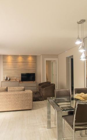 Casa de condomínio à venda com 430m², 6 quartos e 3 vagas Casa de condomínio à venda com 430m², 6 quartos e 3 vagasSala/Cozinha