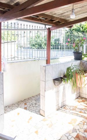 Casa à venda com 272m², 3 quartos e 2 vagasÁrea de Serviço