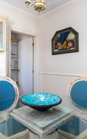 Apartamento à venda com 300m², 4 quartos e 5 vagasCopa