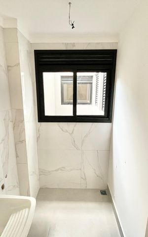 Apartamento à venda com 48m², 2 quartos e sem vaga Apartamento à venda com 48m², 2 quartos e sem vagaCozinha e Área de Serviço