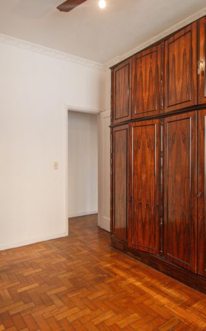Apartamento à venda com 95m², 4 quartos e sem vaga Apartamento à venda com 95m², 4 quartos e sem vagaQuarto 1