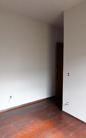 Casa à venda com 233m², 4 quartos e 2 vagas Casa à venda com 233m², 4 quartos e 2 vagasSala 2