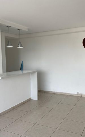 Apartamento à venda com 82m², 3 quartos e 2 vagas Apartamento à venda com 82m², 3 quartos e 2 vagasSala