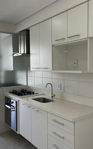 Apartamento à venda com 82m², 3 quartos e 2 vagas Apartamento à venda com 82m², 3 quartos e 2 vagasCozinha