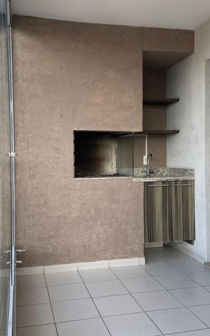 Apartamento à venda com 82m², 3 quartos e 2 vagas Apartamento à venda com 82m², 3 quartos e 2 vagasVaranda