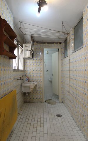Apartamento à venda com 154m², 3 quartos e 1 vagaÁrea de Serviço