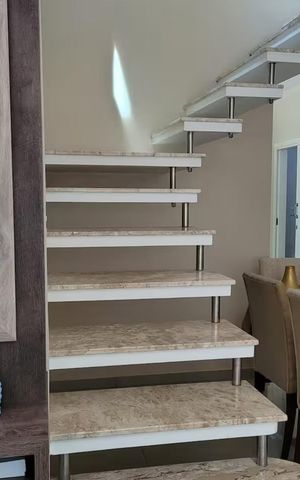 Casa para alugar com 146m², 2 quartos e 2 vagas Casa para alugar com 146m², 2 quartos e 2 vagasSala