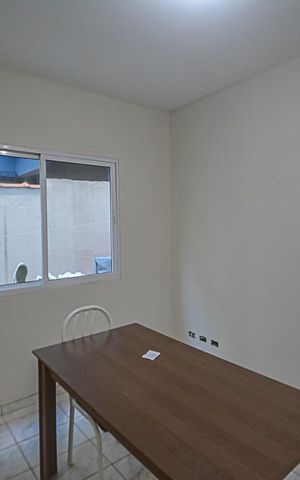 Casa à venda com 190m², 3 quartos e 2 vagas Casa à venda com 190m², 3 quartos e 2 vagasCopa