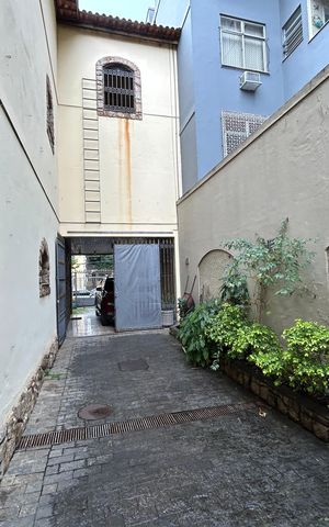 Casa à venda com 493m², 6 quartos e 8 vagasÁrea comum