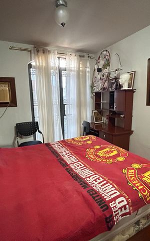 Casa à venda com 493m², 6 quartos e 8 vagasQuarto 2