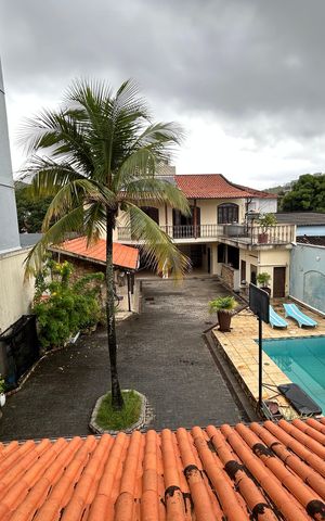 Casa à venda com 493m², 6 quartos e 8 vagasVista da Varanda do Quarto 2