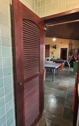 Casa à venda com 493m², 6 quartos e 8 vagasÁrea comum