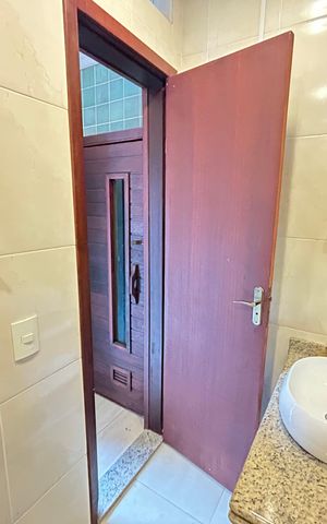 Casa à venda com 493m², 6 quartos e 8 vagasBanheiro Social 2