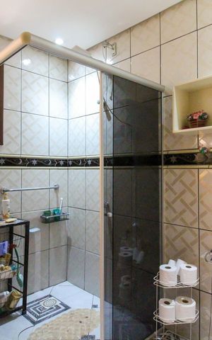 Casa à venda com 300m², 2 quartos e 3 vagas Casa à venda com 300m², 2 quartos e 3 vagasBanheiro 1