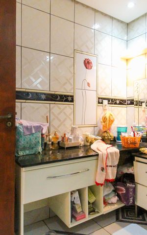 Casa à venda com 300m², 2 quartos e 3 vagas Casa à venda com 300m², 2 quartos e 3 vagasBanheiro 1