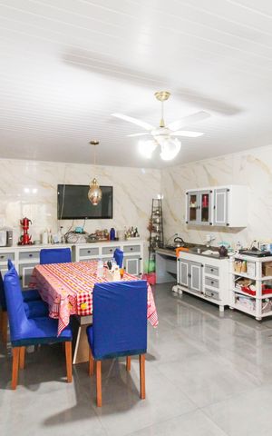 Casa à venda com 300m², 2 quartos e 3 vagas Casa à venda com 300m², 2 quartos e 3 vagasÁrea gourmet