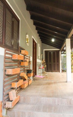 Casa à venda com 300m², 2 quartos e 3 vagas