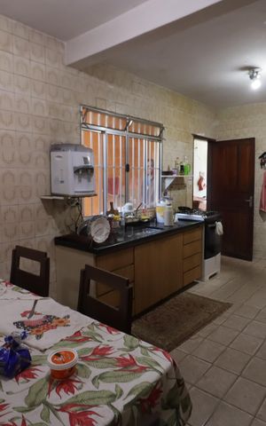 Casa à venda com 186m², 4 quartos e 2 vagasCozinha