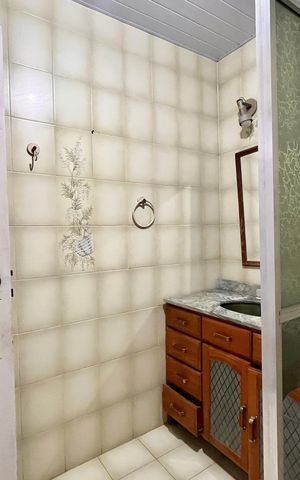 Apartamento para alugar com 138m², 3 quartos e sem vaga Apartamento para alugar com 138m², 3 quartos e sem vagaBanheiro social