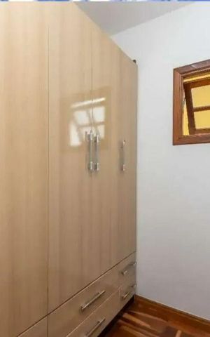 Casa à venda com 352m², 4 quartos e 4 vagas
