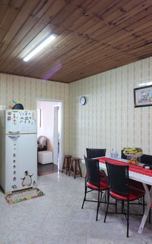 Casa à venda com 250m², 3 quartos e sem vagaCozinha 