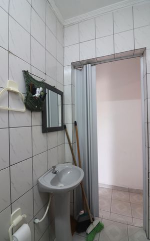 Casa à venda com 250m², 3 quartos e sem vagaBanheiro da Edícula 