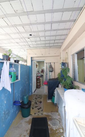 Casa à venda com 250m², 3 quartos e sem vagaÁrea de Serviço