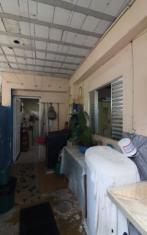 Casa à venda com 250m², 3 quartos e sem vagaÁrea de Serviço