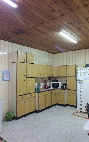 Casa à venda com 250m², 3 quartos e sem vagaCozinha 