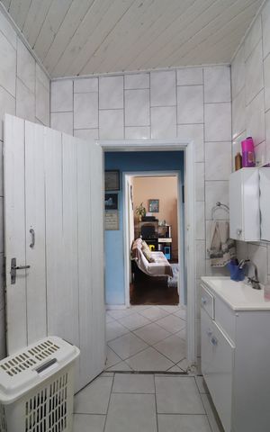 Casa à venda com 250m², 3 quartos e sem vagaBanheiro Social
