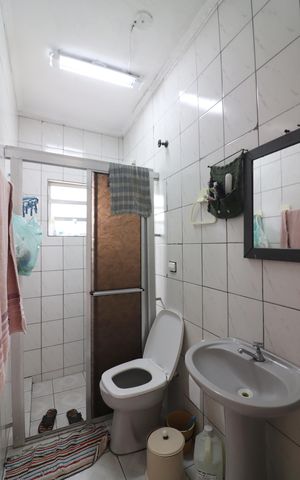 Casa à venda com 250m², 3 quartos e sem vagaBanheiro da Edícula 