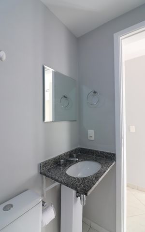 Apartamento à venda com 59m², 2 quartos e 1 vagaBanheiro Social