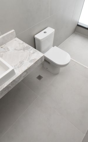 Apartamento à venda com 406m², 4 quartos e 4 vagasBanheiro da Suíte 4